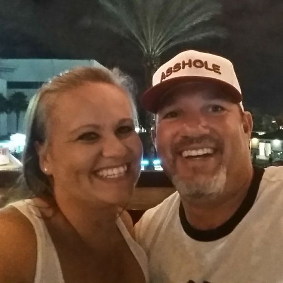 Meet your Posher, Lori - Picture 1 of 1